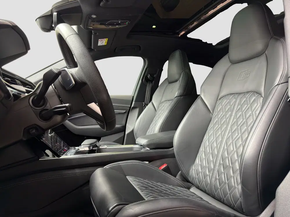 Audi Q8 55 quattro S Comp 115 kWh uit 2025, foto 4