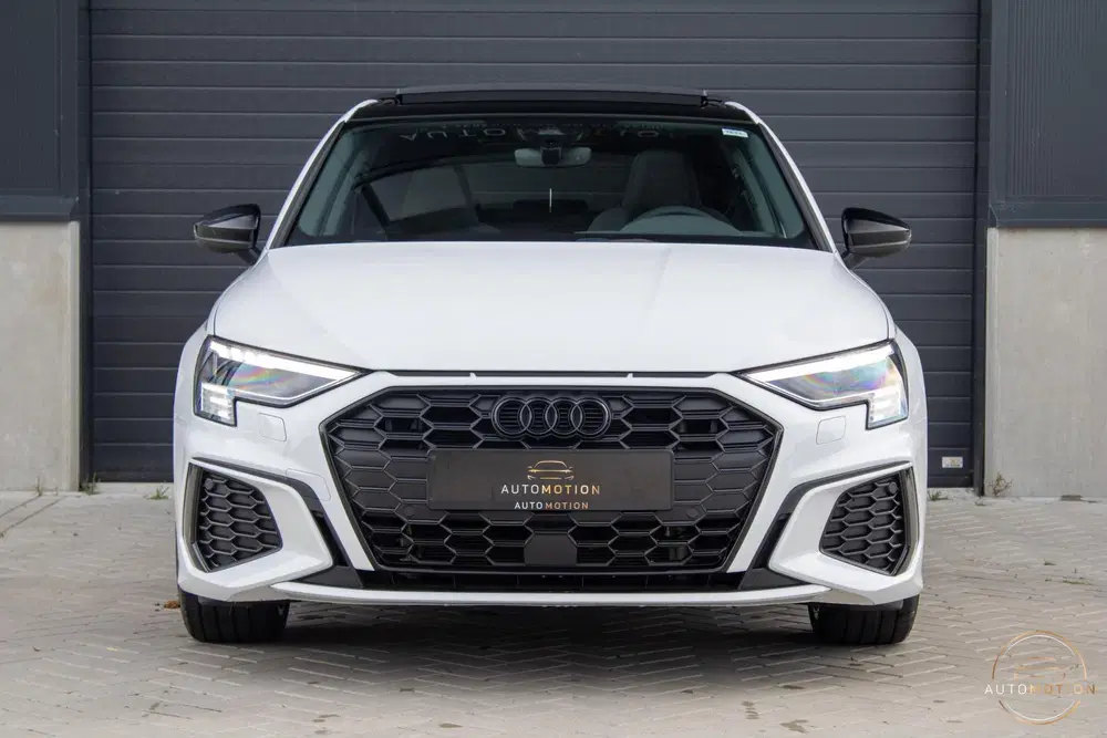Audi A3 45 TFSIe S line Competition PANO MAXTON MA uit 2022, foto 9