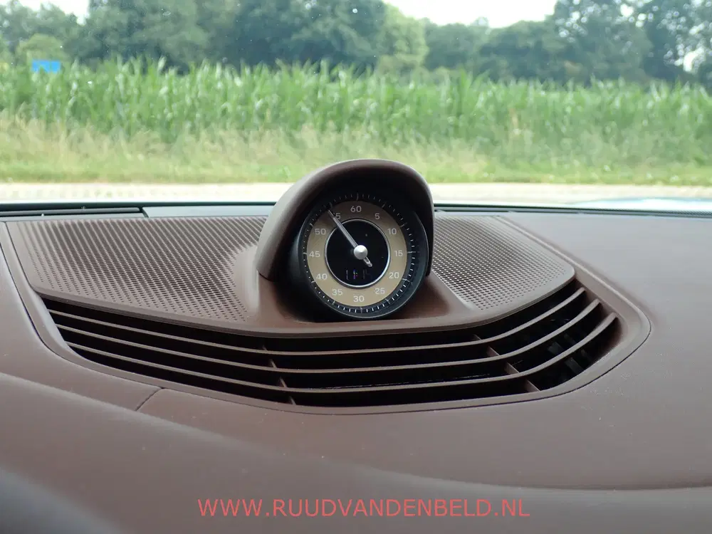 Porsche Taycan Turbo 626pk 92%SOH SPORT-CHRONO uit 2020, foto 14