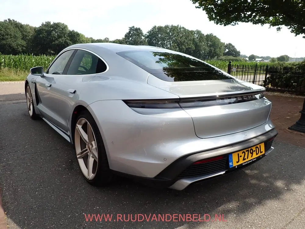 Porsche Taycan Turbo 626pk 92%SOH SPORT-CHRONO uit 2020, foto 5