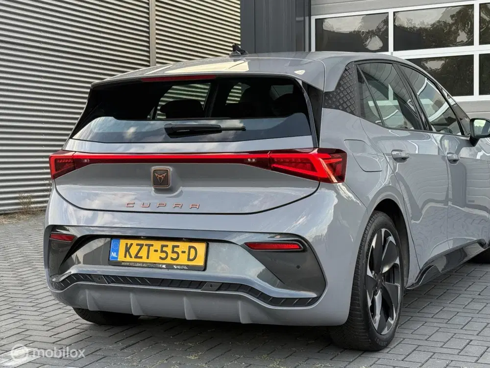 Cupra Born Impulse 62 kWh 204PK Vapor Grey uit 2024, foto 11