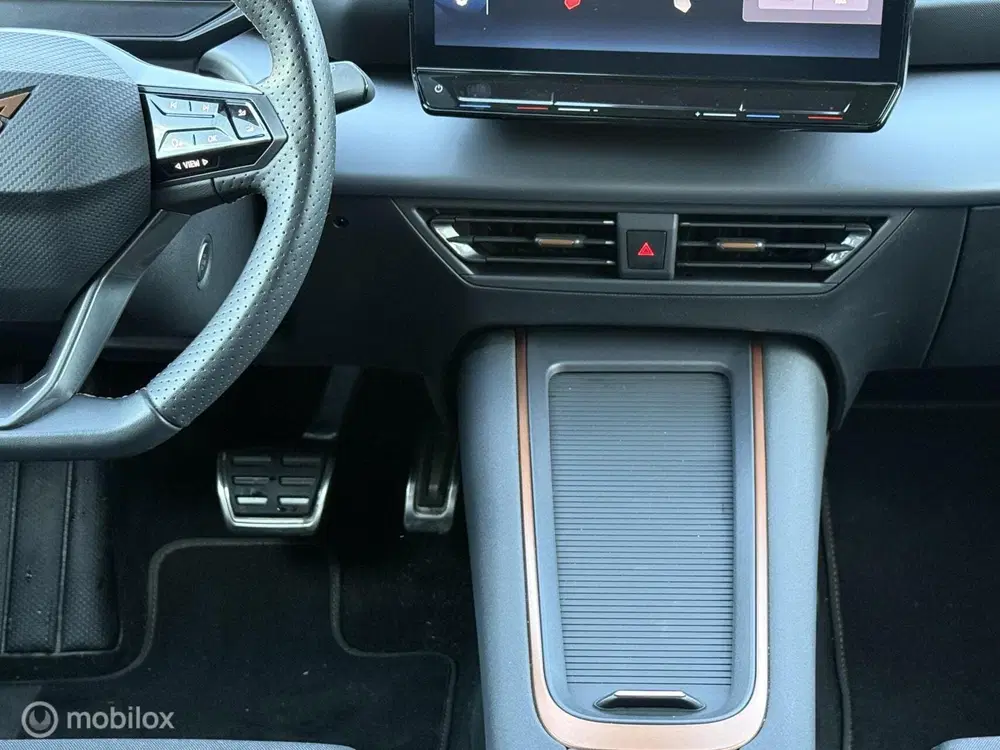 Cupra Born Impulse 62 kWh 204PK Vapor Grey uit 2024, foto 14