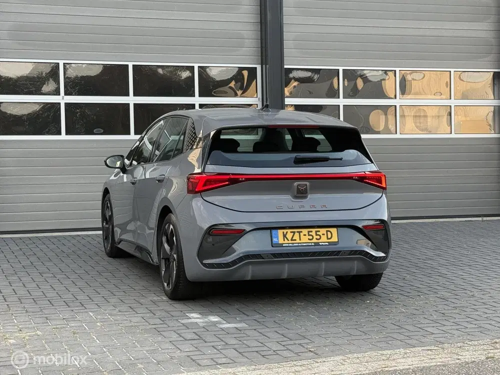 Cupra Born Impulse 62 kWh 204PK Vapor Grey uit 2024, foto 6