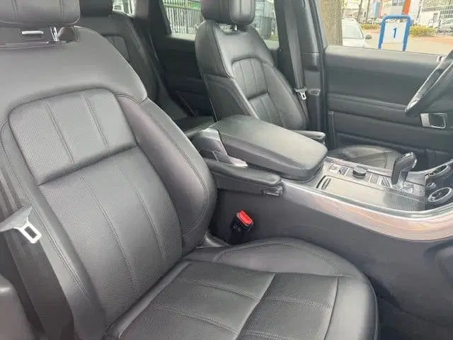 Land Rover Range Rover Sport 2.0 P400e HSE Dynamic SVO Mat G uit 2020, foto 5