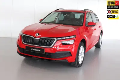 Skoda Kamiq Skoda KAMIQ 1.0 TSI 110pk DSG Business Edi uit 2023