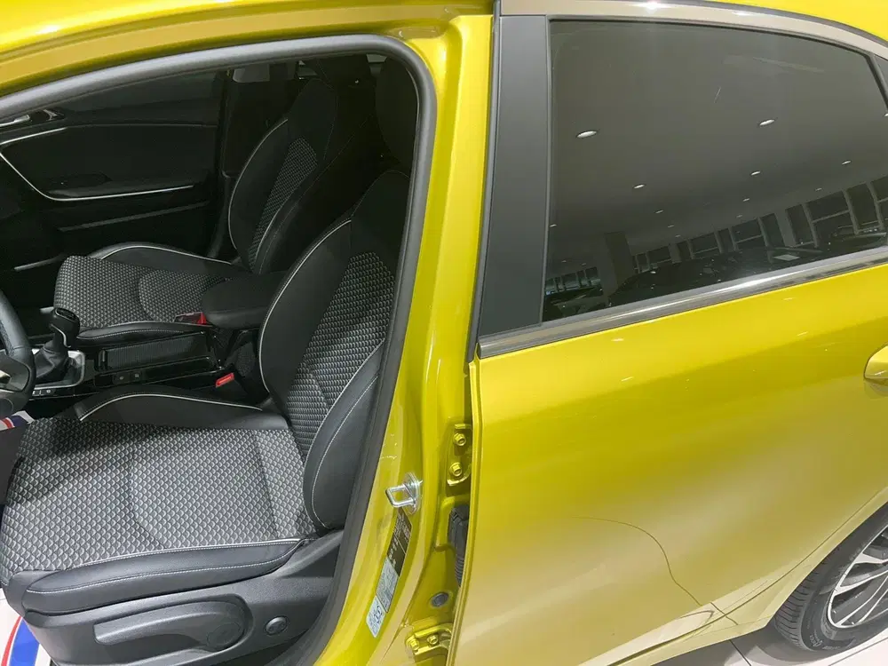 Kia Ceed 1.0 T-GDi 120pk DynamicPlusLine Unieke kms uit 2022, foto 6