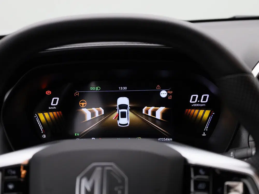 MG ZS Hybrid+ 1.5 Aut. Luxury uit 2025, foto 8