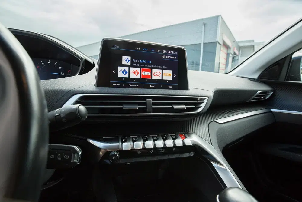 Peugeot 3008 1.2 PureTech Active uit 2019, foto 15