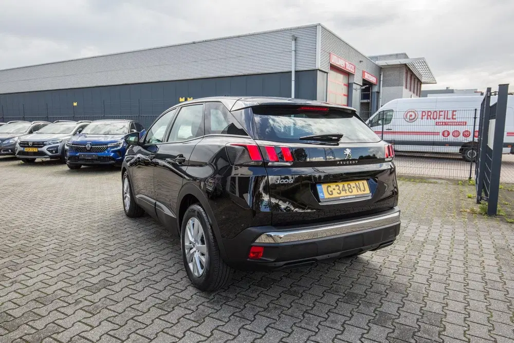 Peugeot 3008 1.2 PureTech Active uit 2019, foto 6