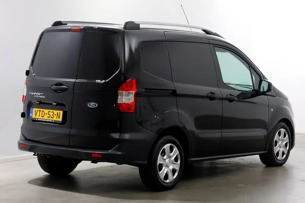Ford Transit Courier 1.5 TDCI Trend Duratorq S&S Airco uit 2022, foto 2