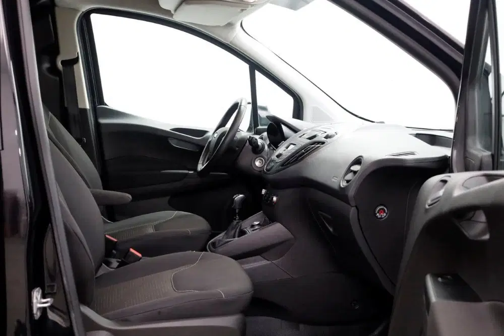 Ford Transit Courier 1.5 TDCI Trend Duratorq S&S Airco uit 2022, foto 3