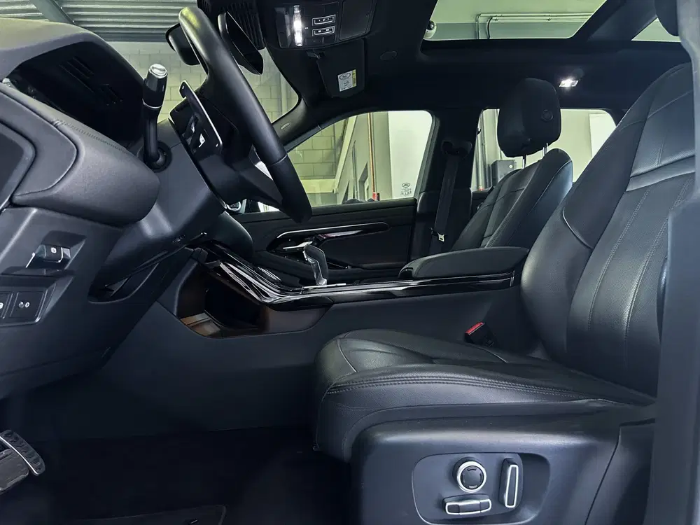 Land Rover Range Rover Evoque 1.5 P300e AWD R-Dynamic HSE uit 2022, foto 11
