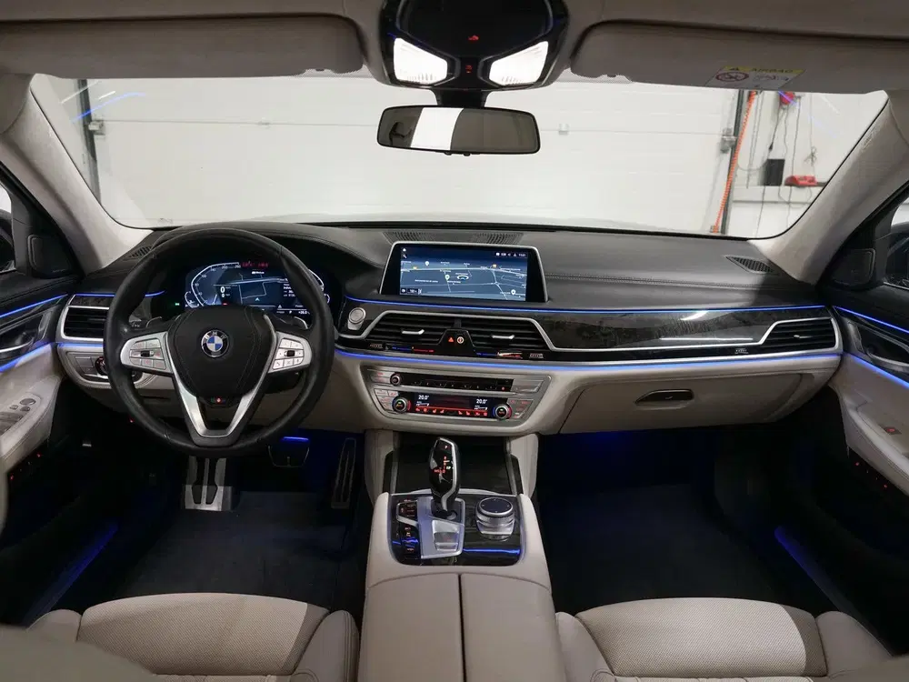 BMW 7-serie 7 Serie 745e M-Sport uit 2022, foto 10
