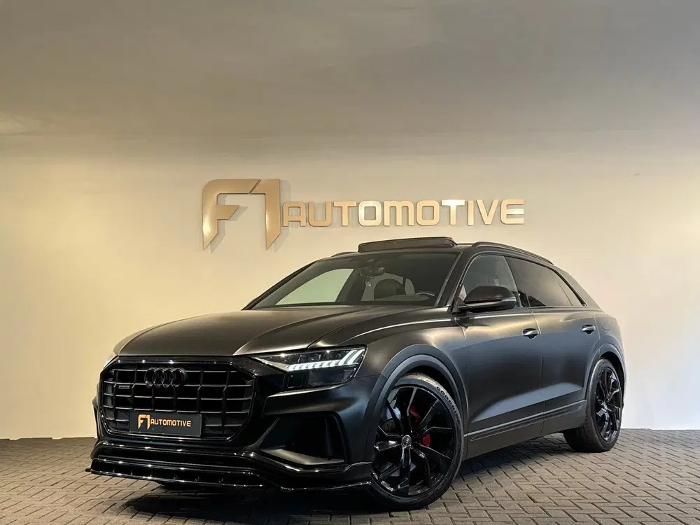 Audi Q8 60 TFSI e quattro S Line Compet Pano uit 2023