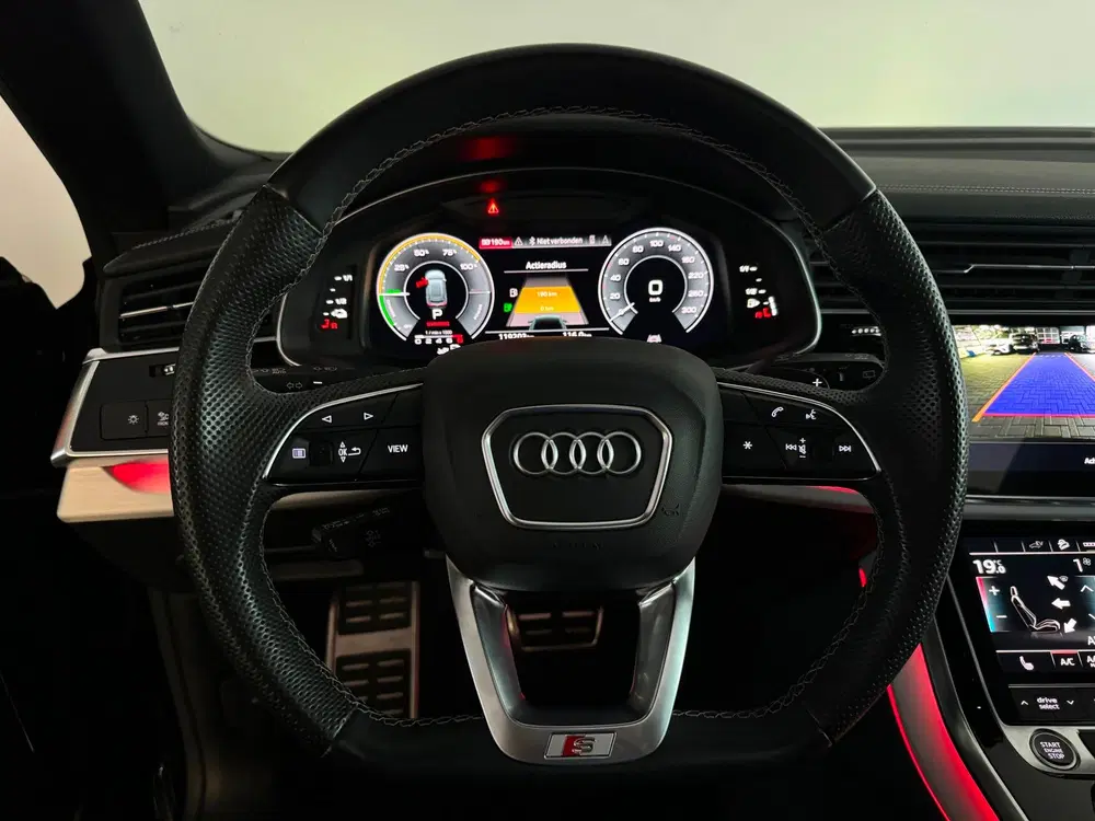 Audi Q8 60 TFSI e quattro S Line Compet Pano uit 2023, foto 13