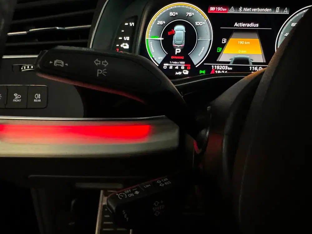 Audi Q8 60 TFSI e quattro S Line Compet Pano uit 2023, foto 14