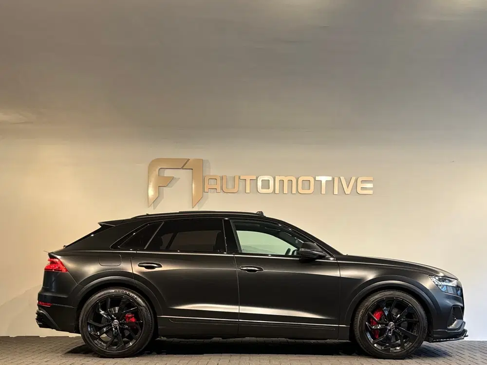 Audi Q8 60 TFSI e quattro S Line Compet Pano uit 2023, foto 9