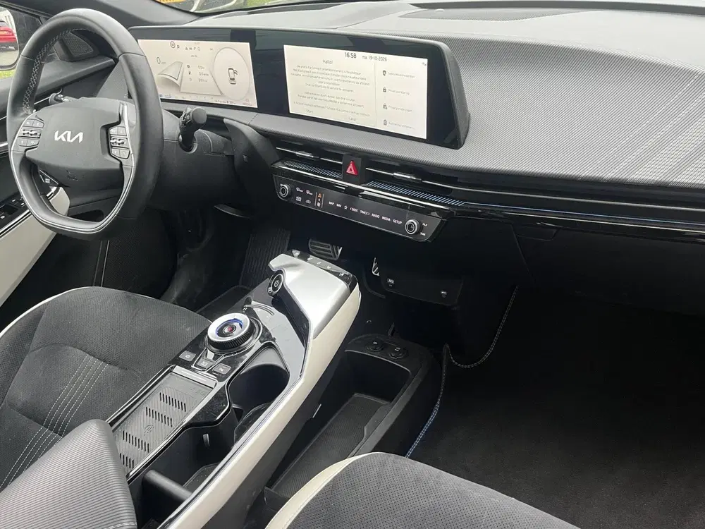 Kia EV6 GT-Line AWD 77.4 326PK SOH100% TREKH+PANO+ uit 2021, foto 2
