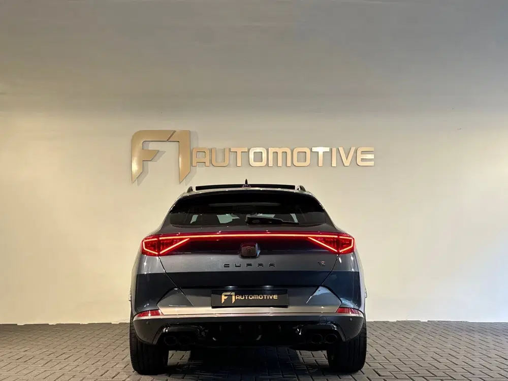 Cupra Formentor 2.0 TSI 4DRIVE Pano uit 2022, foto 5