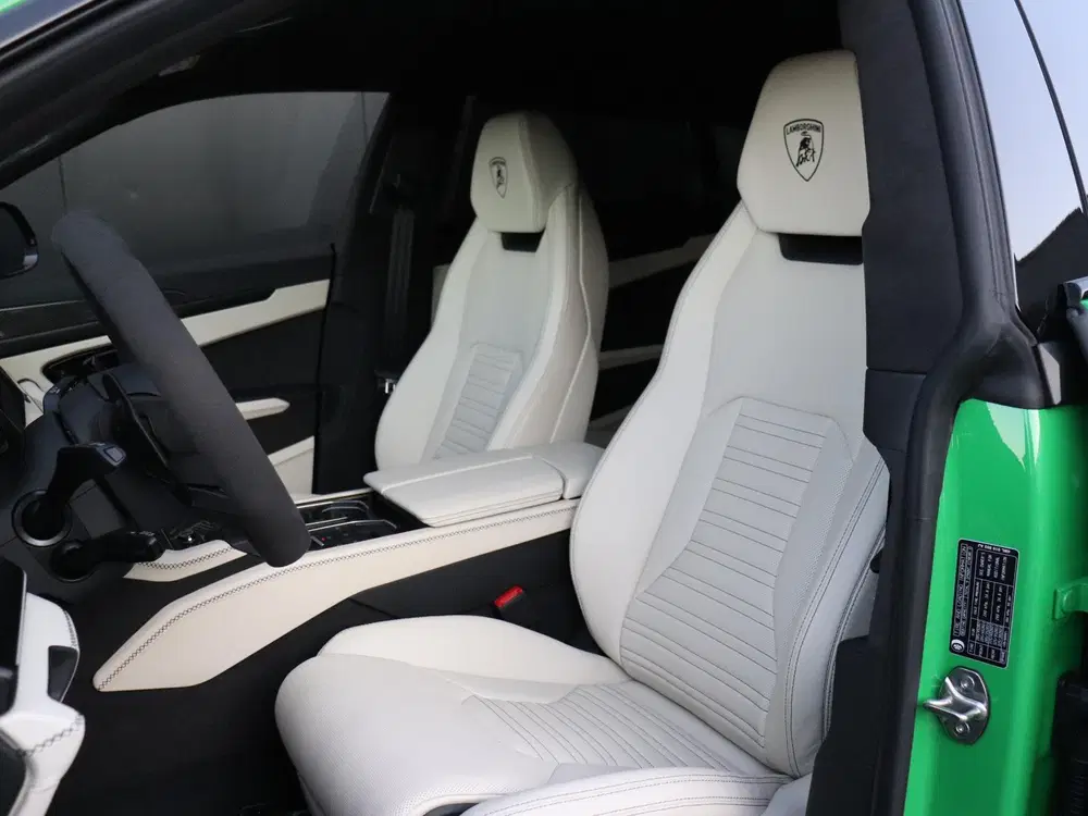 Lamborghini Urus 4.0 V8 Hybrid SE VERDE VIPER uit 2026, foto 12