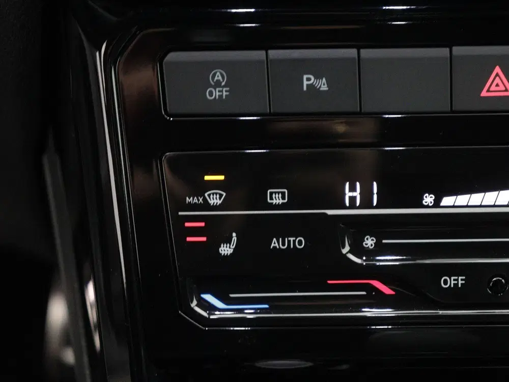 Volkswagen T-Cross 1.0 TSI R-Line 110 PK uit 2023, foto 15