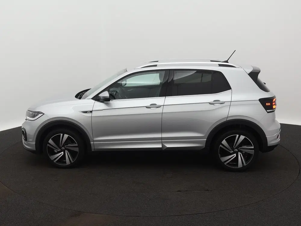 Volkswagen T-Cross 1.0 TSI R-Line 110 PK uit 2023, foto 2