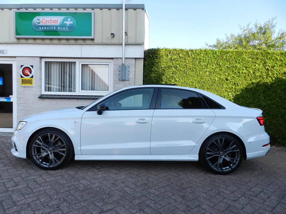 Audi A3 40 TFSI Sport Lease Edition Digital Cockpi uit 2020, foto 2