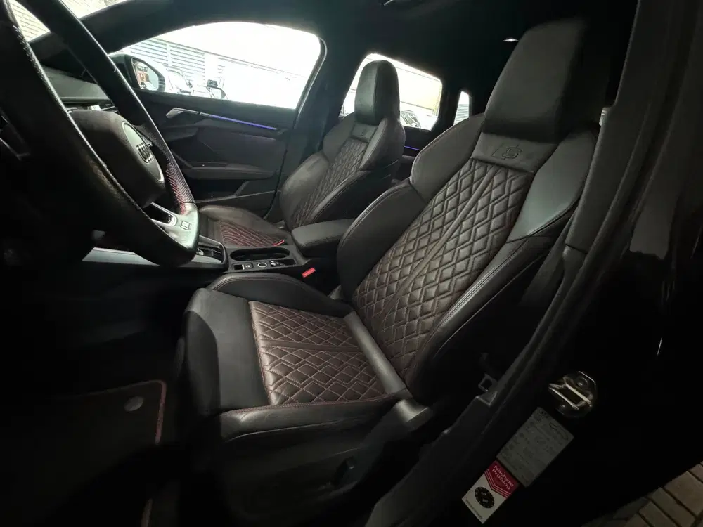 Audi S3 2.0 TFSI quattro Pano uit 2022, foto 10
