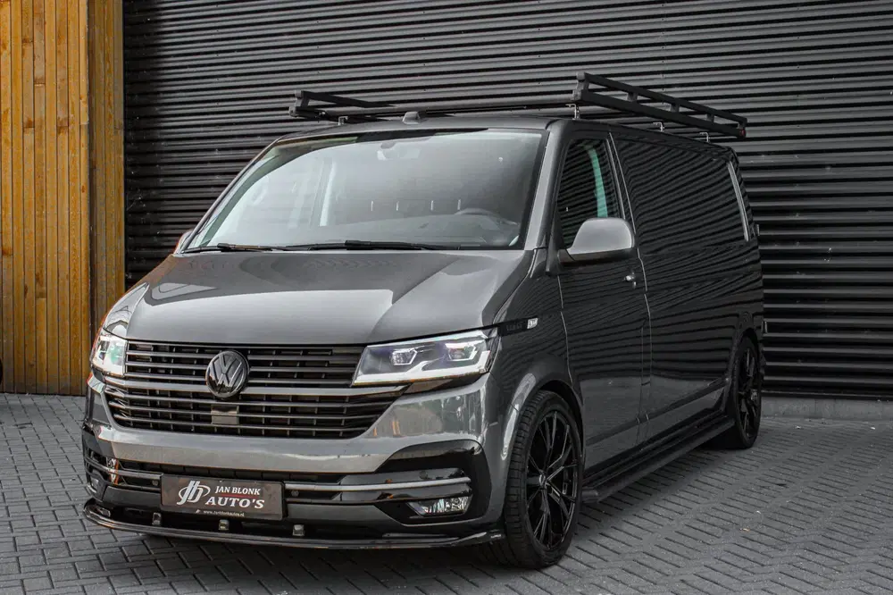 Volkswagen Transporter 2.0 TDI L2H1 150PK DSG JB- EDITION uit 2023, foto 10