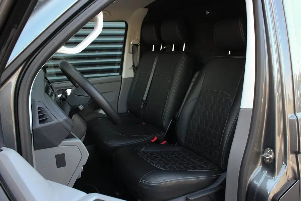 Volkswagen Transporter 2.0 TDI L2H1 150PK DSG JB- EDITION uit 2023, foto 13