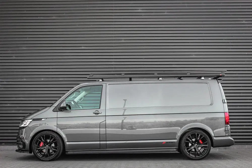 Volkswagen Transporter 2.0 TDI L2H1 150PK DSG JB- EDITION uit 2023, foto 5