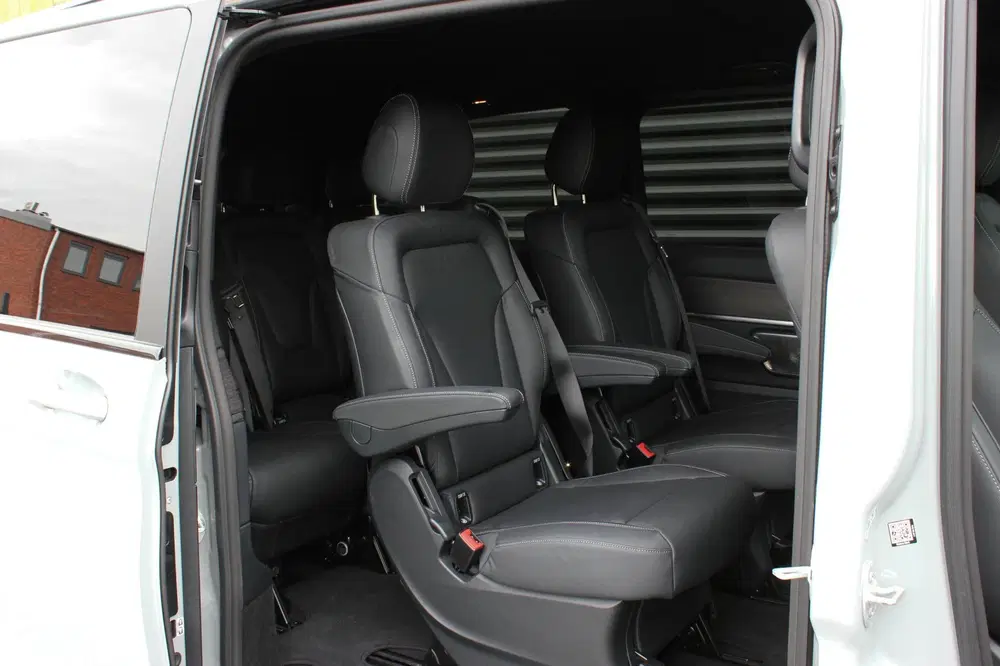 Mercedes-Benz EQV 300 AMG L2 90 kWh 2X ELEK.SCHUIFDEUREN uit 2025, foto 15