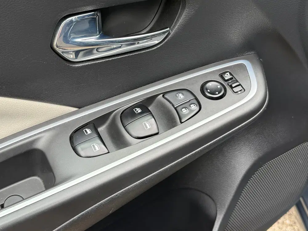 Nissan Micra 1.0 IG-T Tekna uit 2020, foto 14
