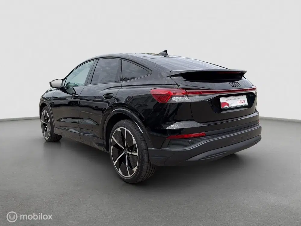 Audi Q4 e-tron 40 S LINE I Sonos I Matrix I uit 2022, foto 4