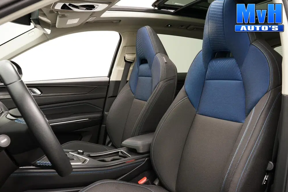 Lynk & Co 01 1.5 PHEV uit 2022, foto 3