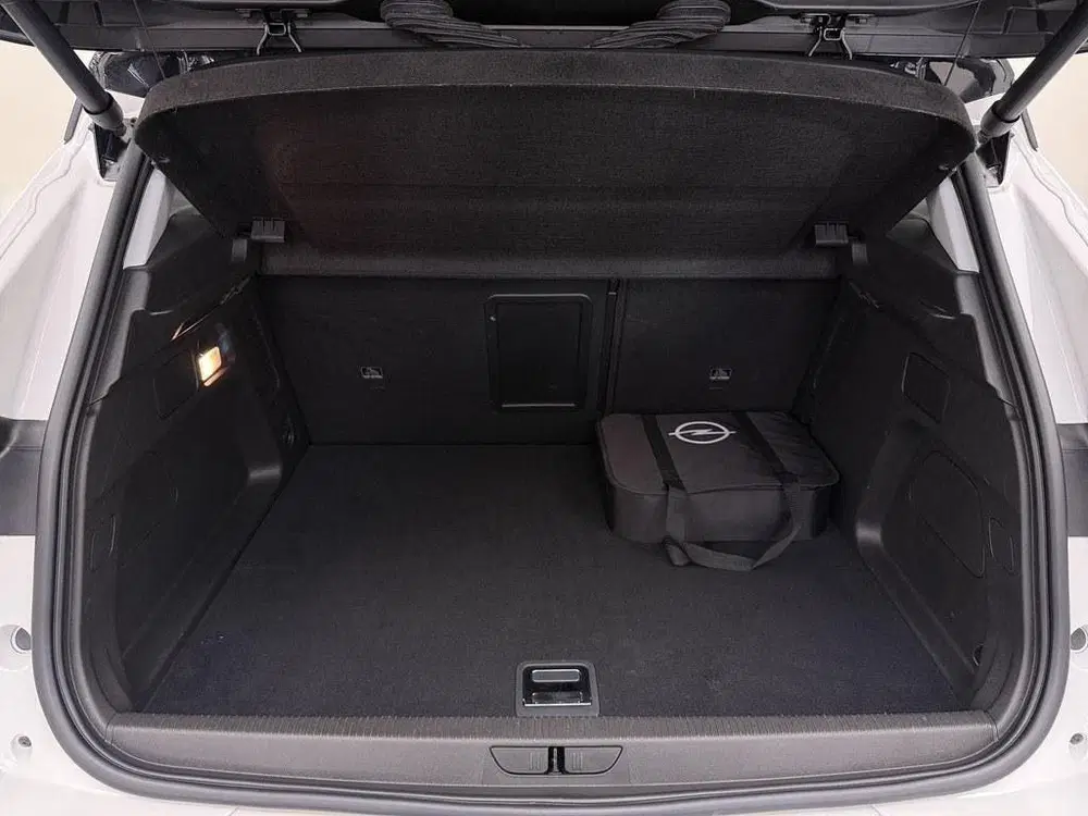 Opel Grandland 1.6T 225pk PHEV Ultimate Alcantara uit 2025, foto 15