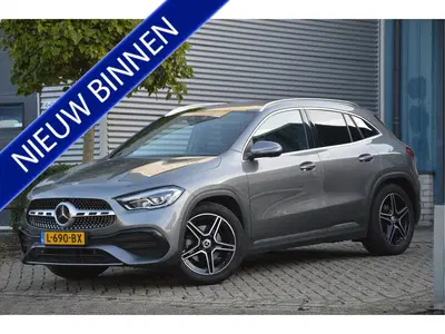 Mercedes-Benz GLA GLA 200 AMG Line PANORAMADAK uit 2020
