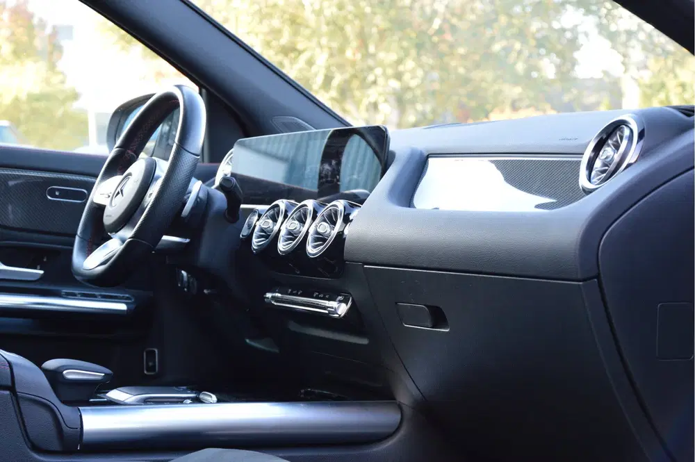 Mercedes-Benz GLA GLA 200 AMG Line PANORAMADAK uit 2020, foto 4