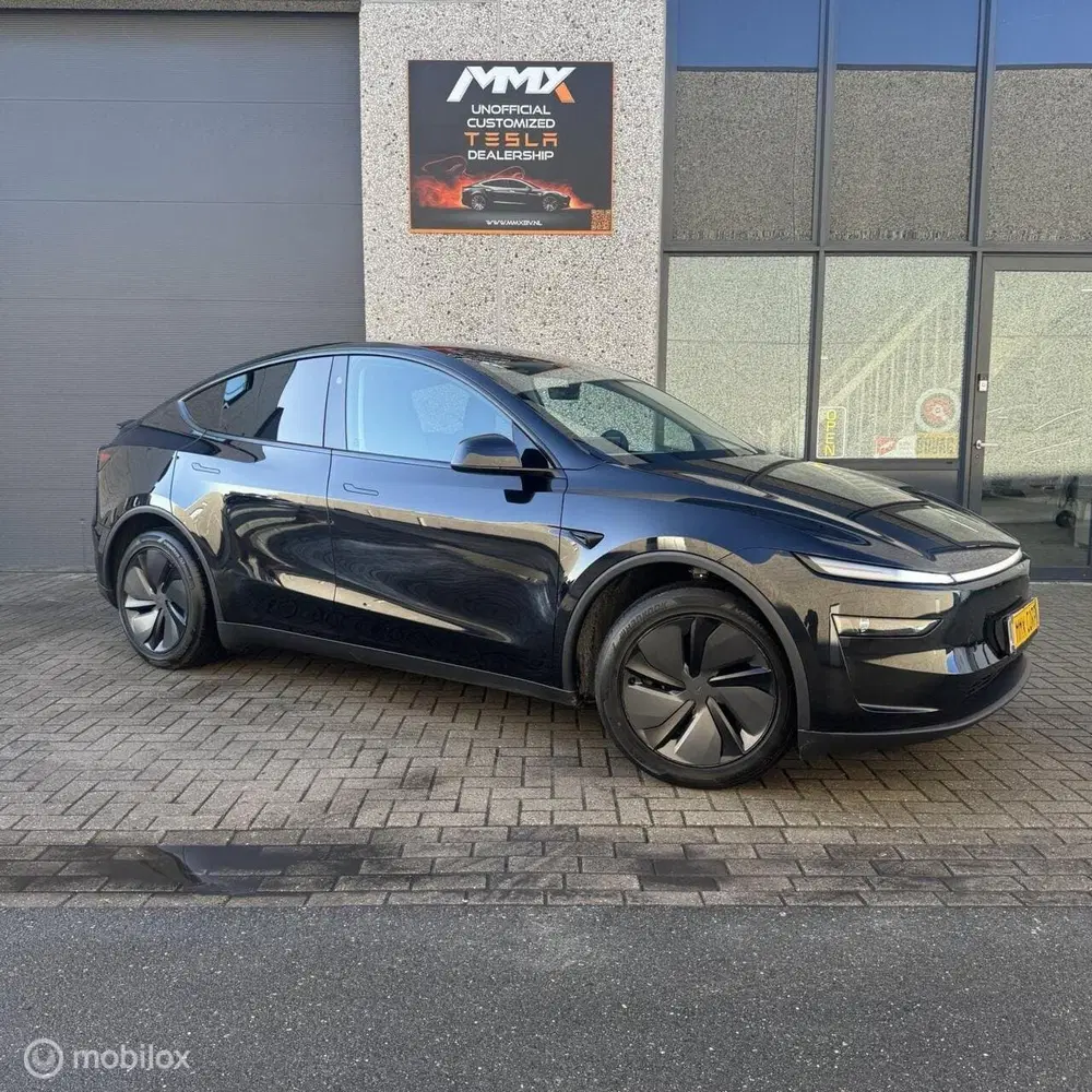 Tesla Model Y Long Range RWD JUNIPER + IAP + HW4 + SOH 9 uit 2025, foto 3
