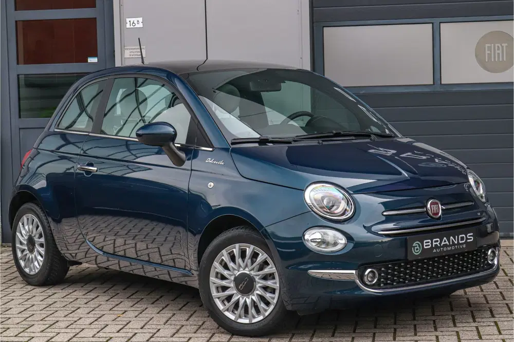 Fiat 500 1.0 Hybrid Dolcevita Navi Pano Beats audio uit 2022, foto 3