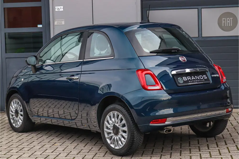 Fiat 500 1.0 Hybrid Dolcevita Navi Pano Beats audio uit 2022, foto 4