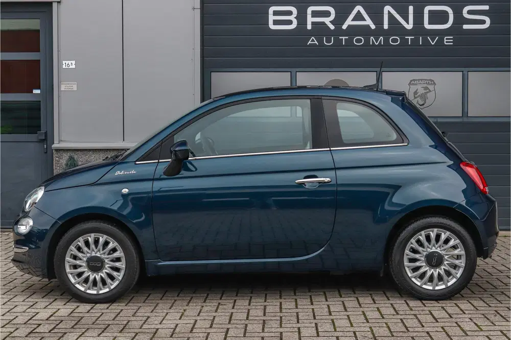Fiat 500 1.0 Hybrid Dolcevita Navi Pano Beats audio uit 2022, foto 5