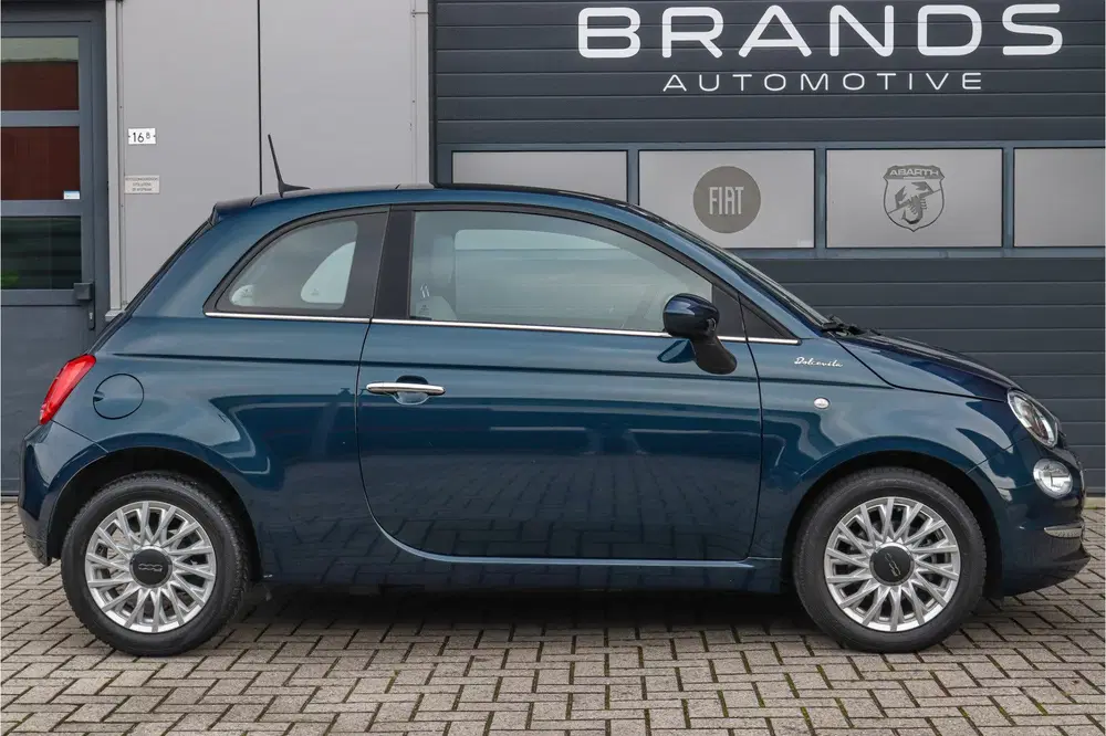 Fiat 500 1.0 Hybrid Dolcevita Navi Pano Beats audio uit 2022, foto 7
