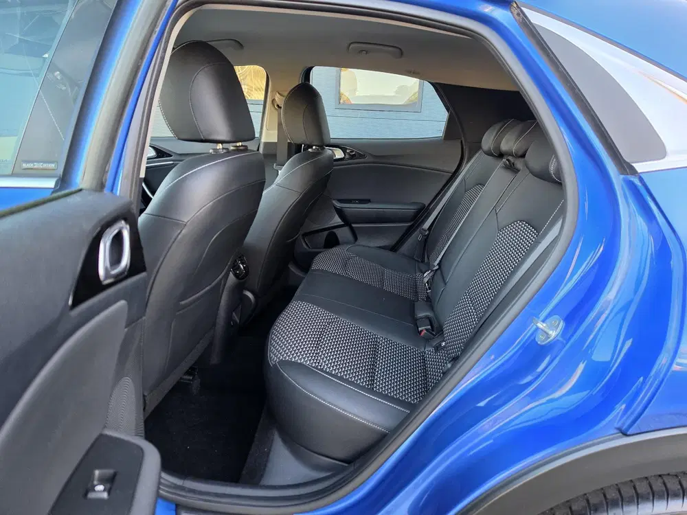 Kia XCeed 1.5 T-GDi DynamicPlusLine Blackline uit 2022, foto 10