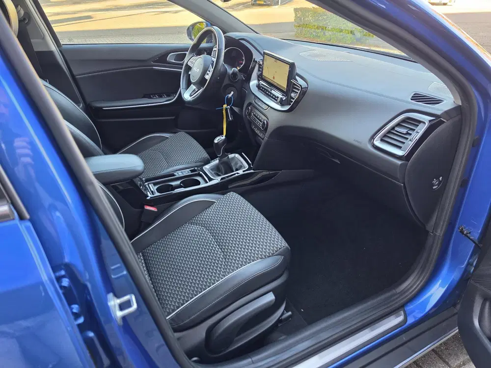 Kia XCeed 1.5 T-GDi DynamicPlusLine Blackline uit 2022, foto 6
