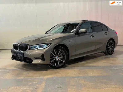 BMW 3-serie 330e High Executive uit 2019