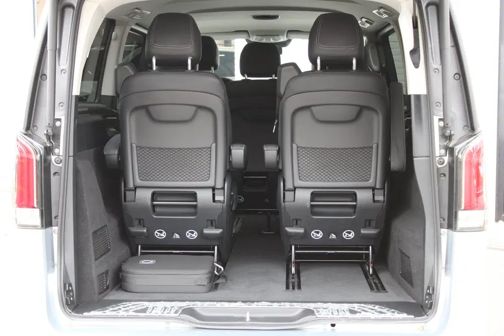 Mercedes-Benz EQV 300 L3 uit 2024, foto 7