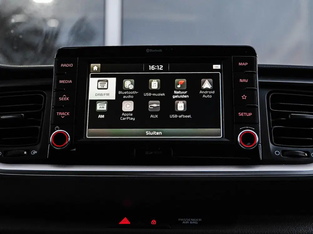 Kia Stonic 1.0 T-GDi DynamicLine uit 2020, foto 8