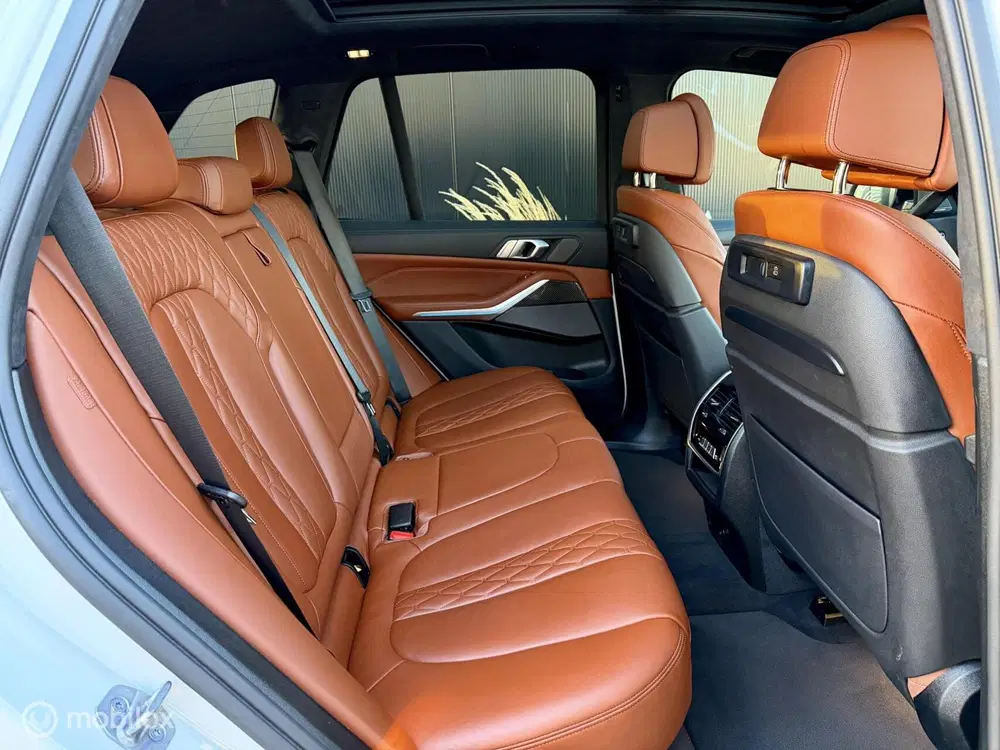BMW X5 xDrive45e High Executive I Pano I Luchtver uit 2021, foto 8