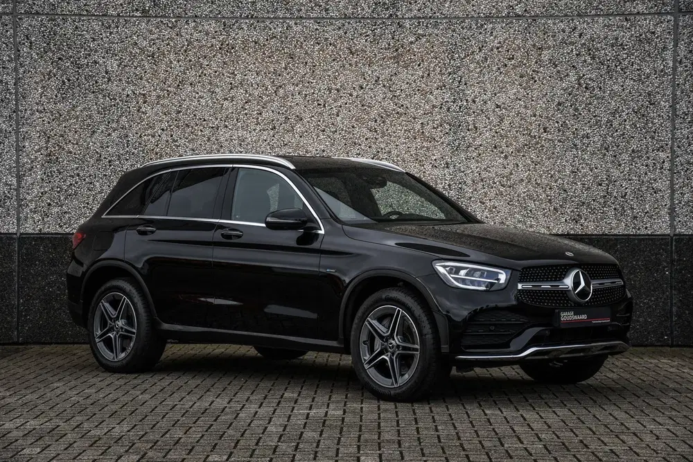 Mercedes-Benz GLC GLC 300e 4MATIC Premium Plus AMG Line uit 2021